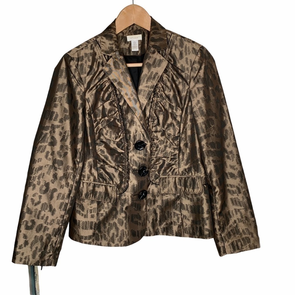 Chico’s women’s Animal print blazer jacket Small
